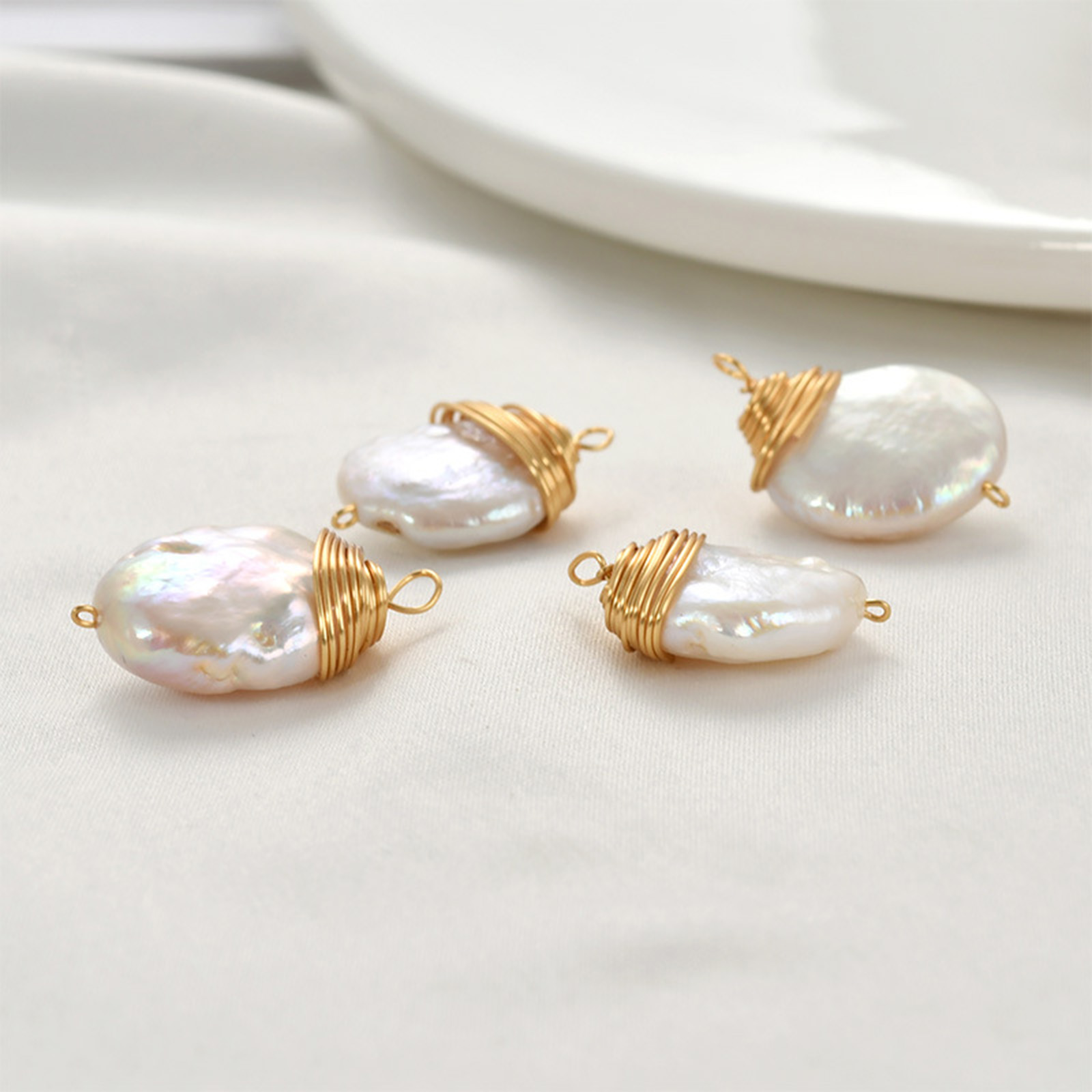 1 pz ciondoli in ottone Color  - Women'S Fashion Earrings recensione e prezzo