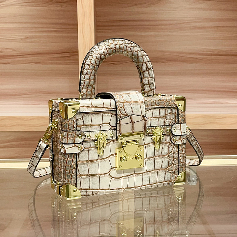 Borsa fasciatoio di design all - Women Fashion Logo Design recensione e prezzo
